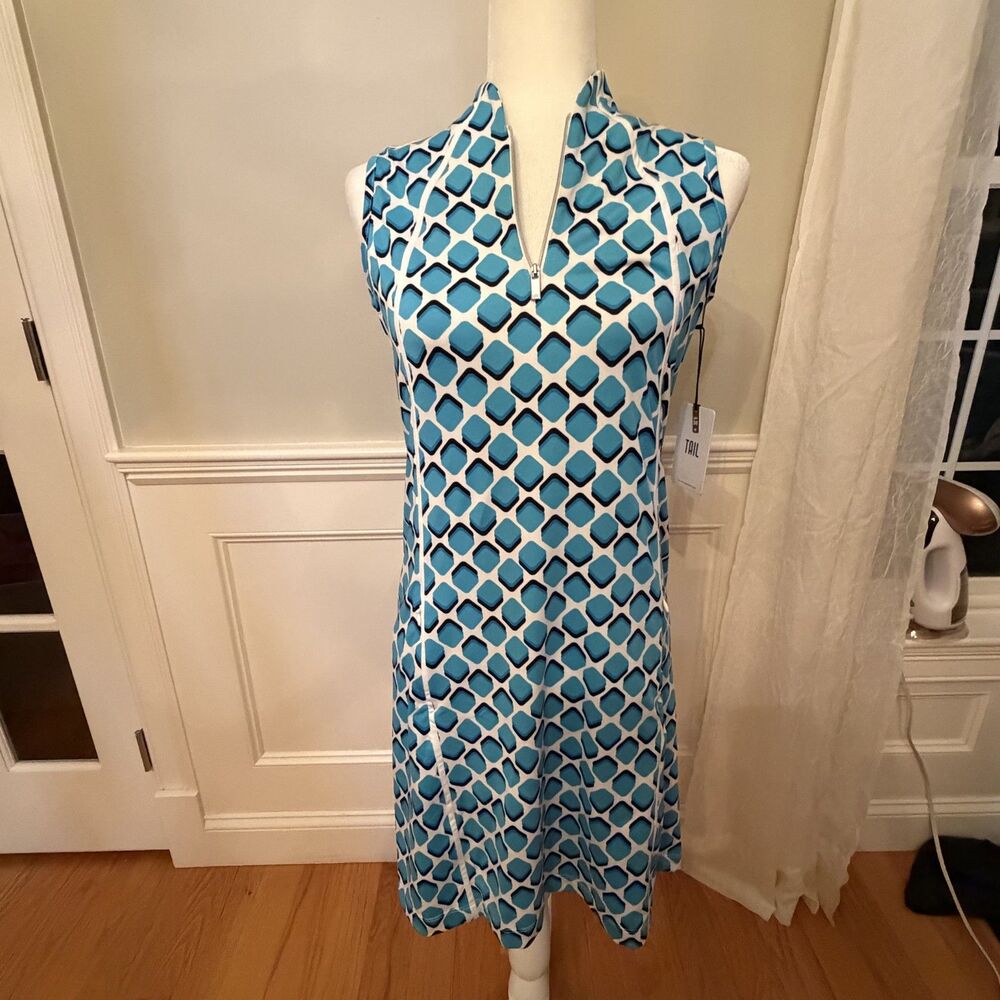 NWT Tail Activewear Sleeveless Quarter Zip Golf Dress Blue Size S - Picture 3 of 10